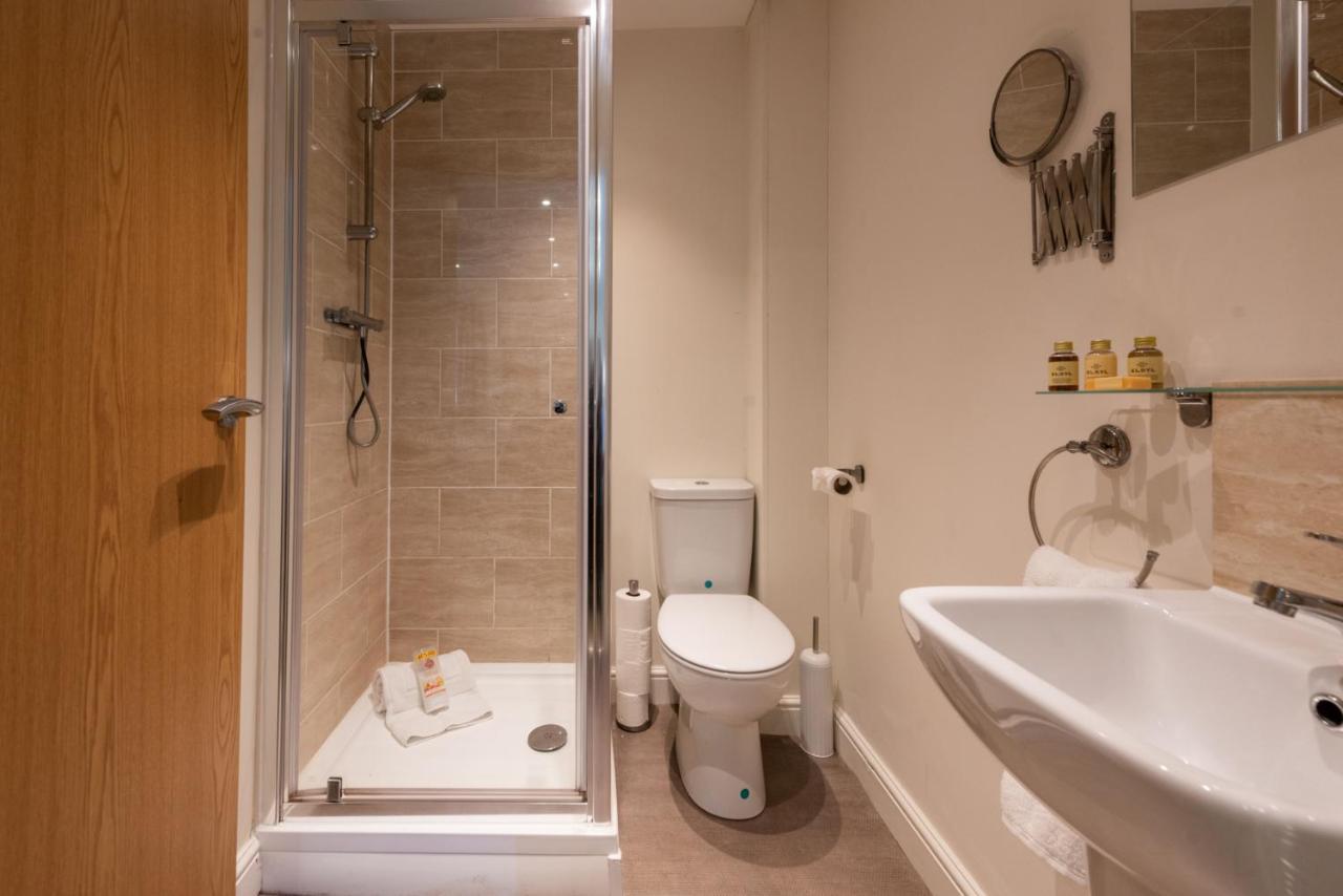 Courtyard Mews Apartment Wakefield Bagian luar foto