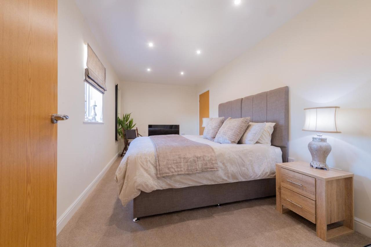 Courtyard Mews Apartment Wakefield Bagian luar foto