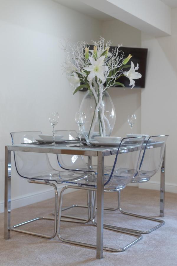 Courtyard Mews Apartment Wakefield Bagian luar foto
